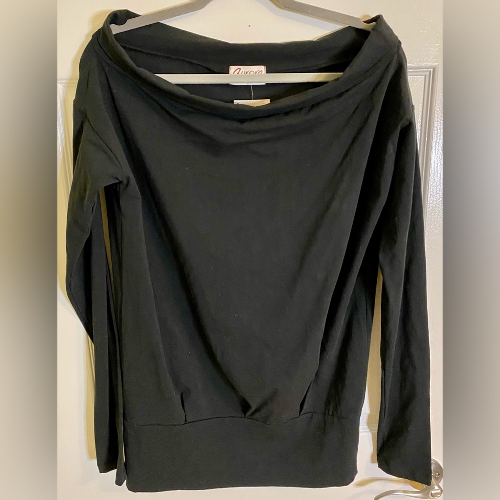 AURORA WOMENS LONG SLEEVE YOGA TOP